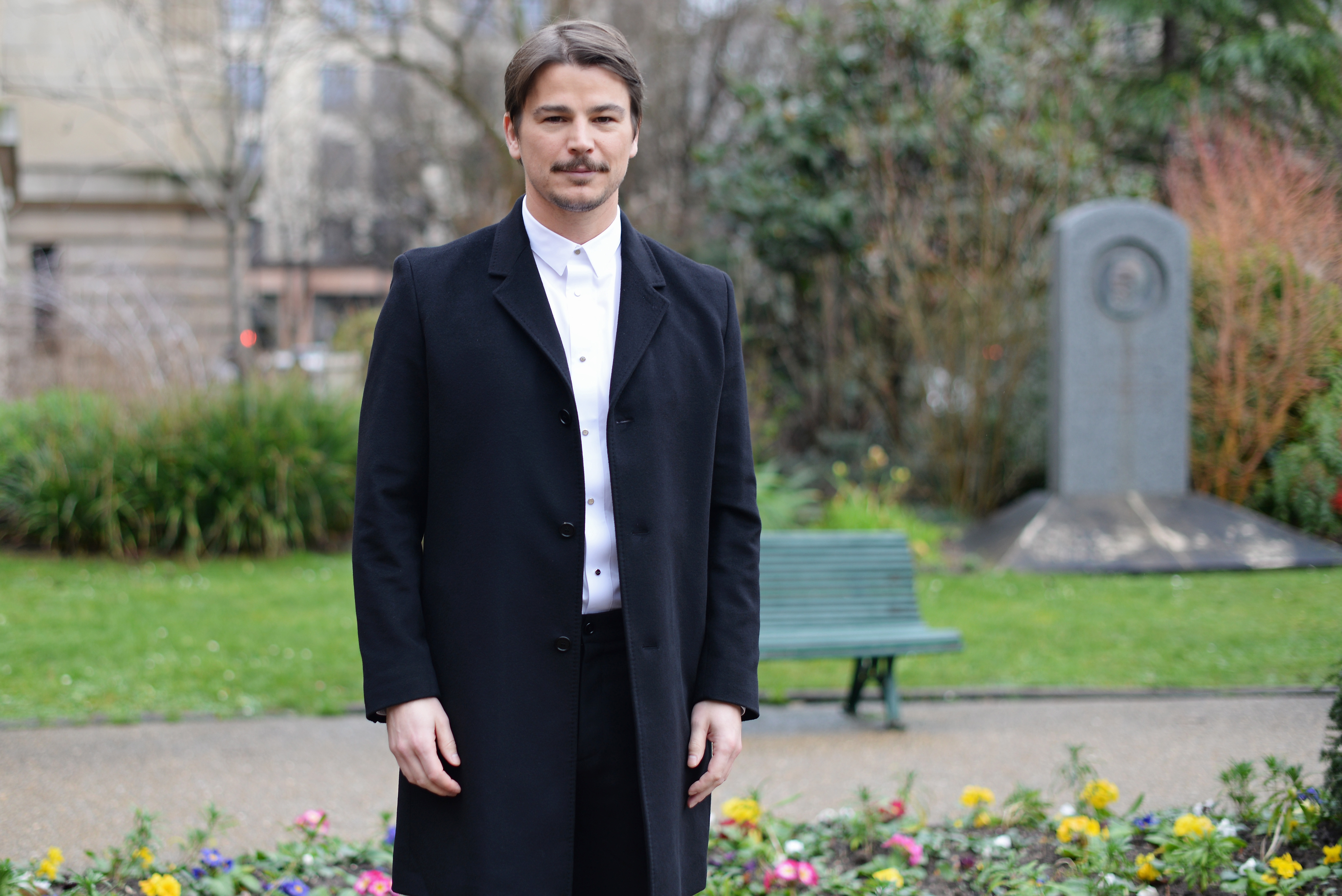 PARIS, FRANCE - JANUARY 20: Josh Hartnett attends the Dior Homme Menswear Fall/Winter 2018-2019 show as part of Paris Fashion Week on January 20, 2018 in Paris, France. (Photo by Vanni Bassetti/Getty Images for Dior Homme)