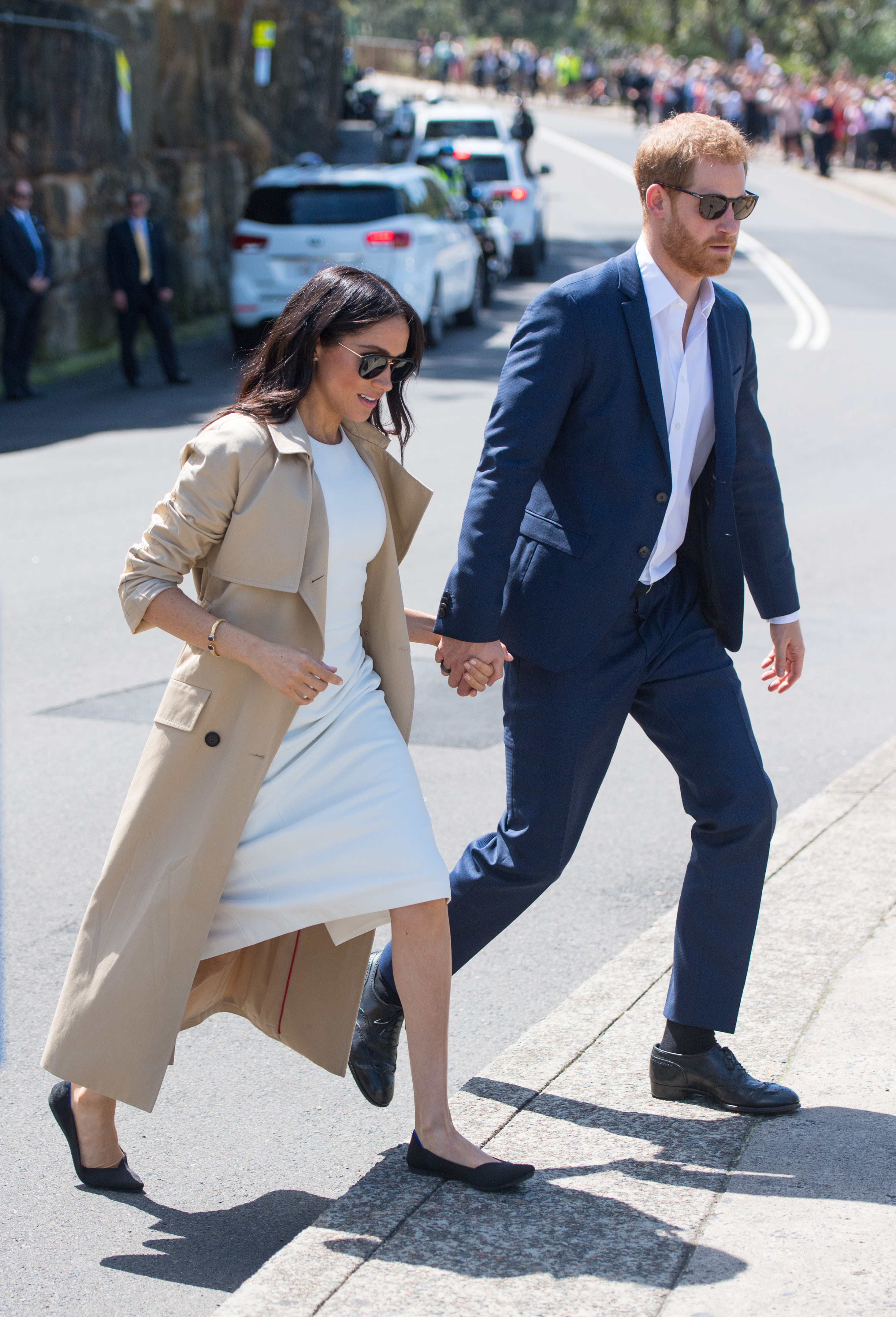 SYDNEY, AUSTRALIA - OCTOBER 16: Prince Harry, Duke of Sussex and Meghan, Duchess of Sussex depart after visiting Taronga Zoo on October 16, 2018 in Sydney, Australia. The Duke and Duchess of Sussex are on their official 16-day Autumn tour visiting cities in Australia, Fiji, Tonga and New Zealand. (Photo by Dominic Lipinski - Pool/Getty Images)
